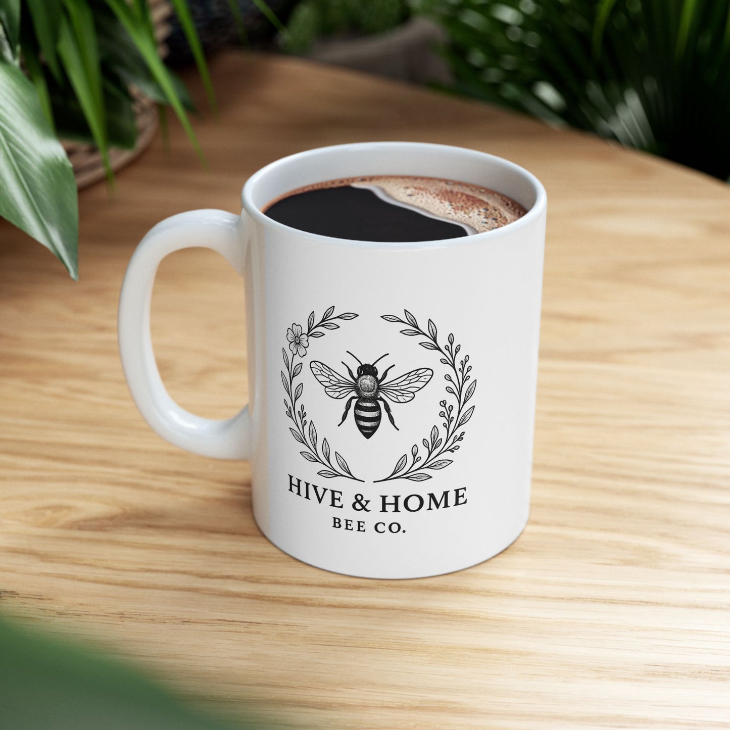 Bee Wreath Ceramic Mug